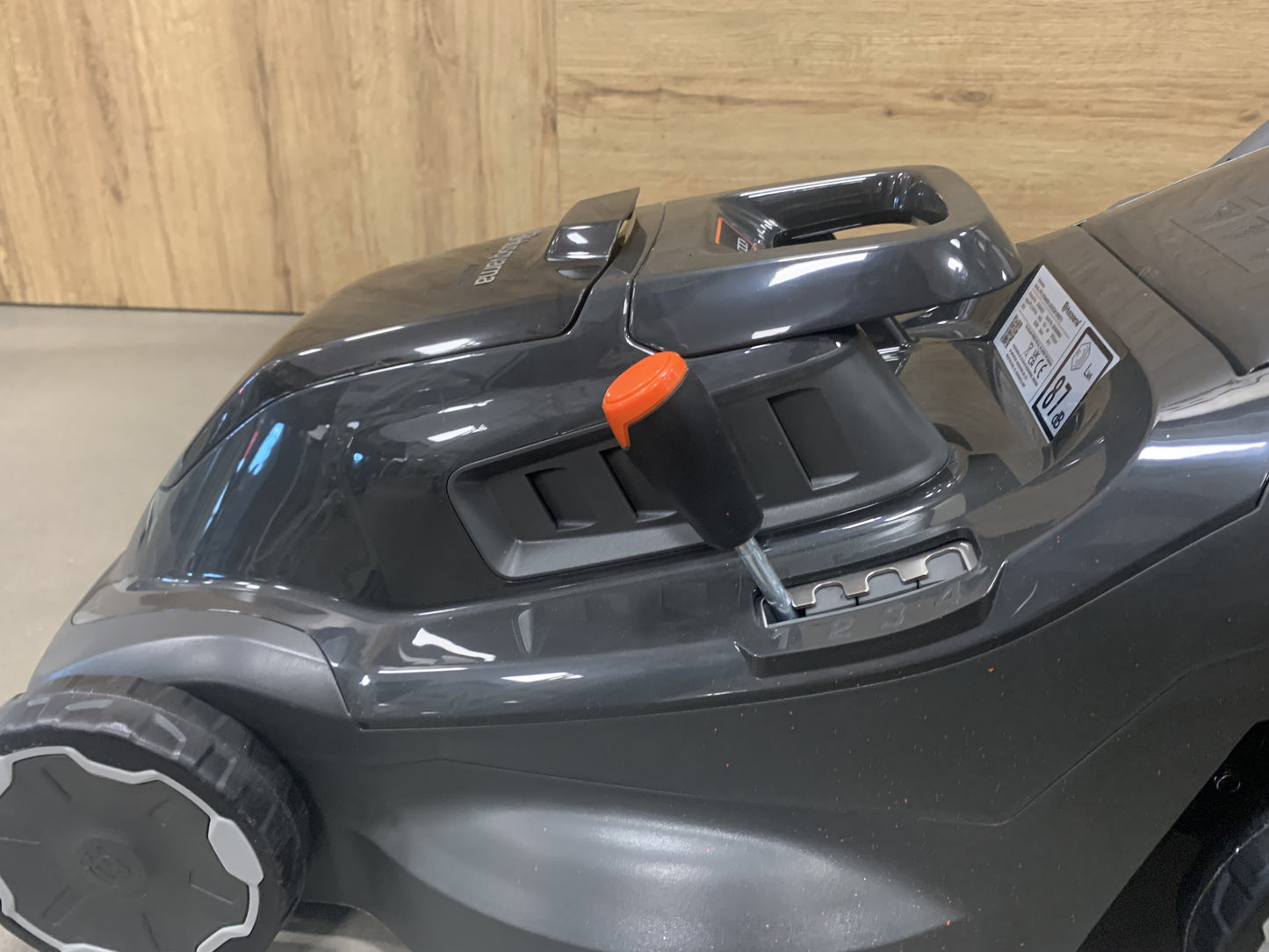 TAGLIAERBA HUSQVARNA ASPIRE LC34-P4A
