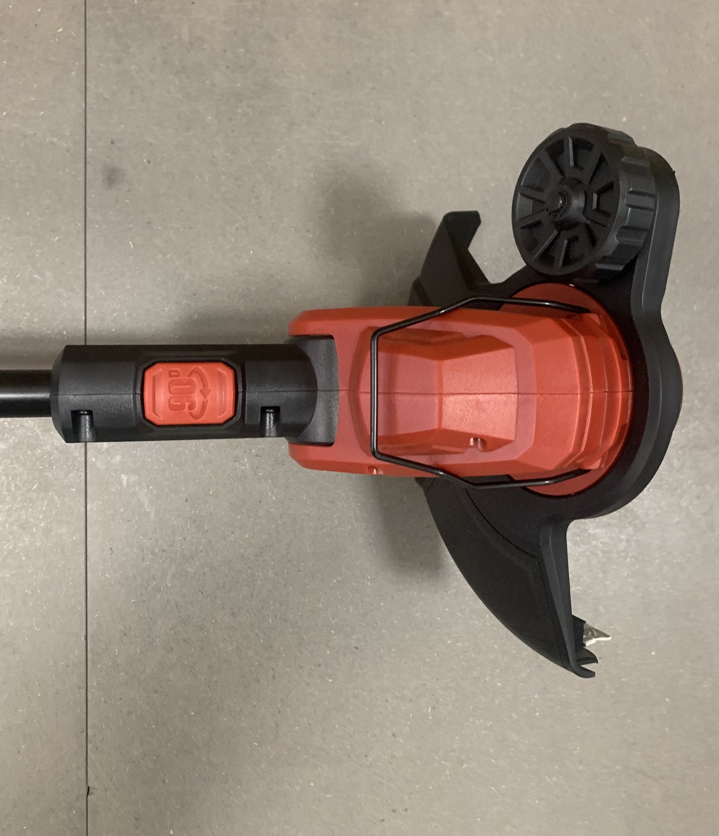 TAGLIABORDI con ASTA TELSCOPICA SKLL 20 V