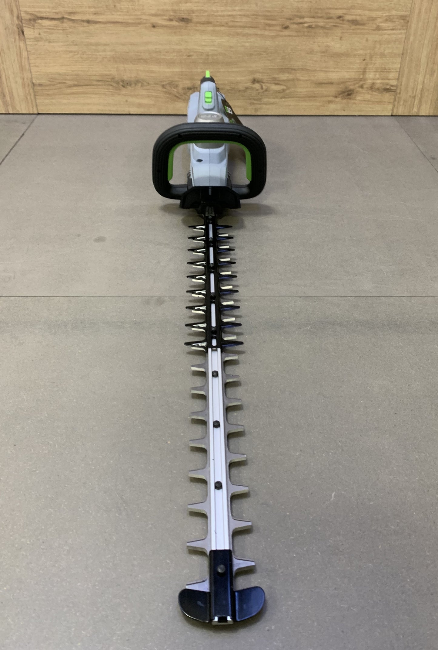 TAGLIASIEPI EGO HT6500E