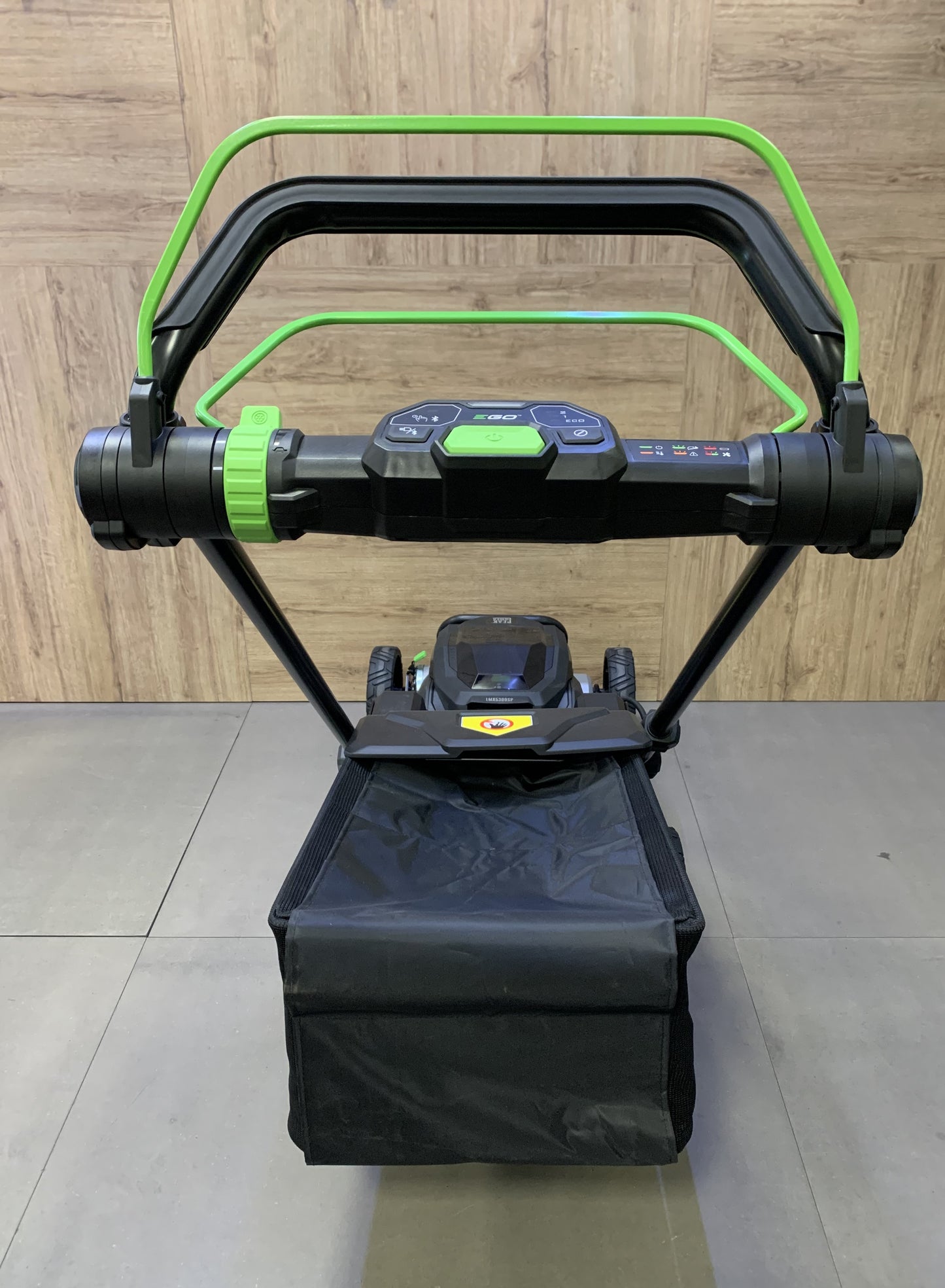 TAGLIAERBA PROFESSIONALE EGO LMX5300SP