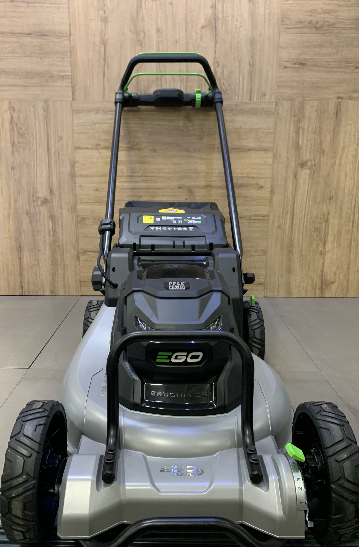 TAGLIAERBA PROFESSIONALE EGO LMX5300SP