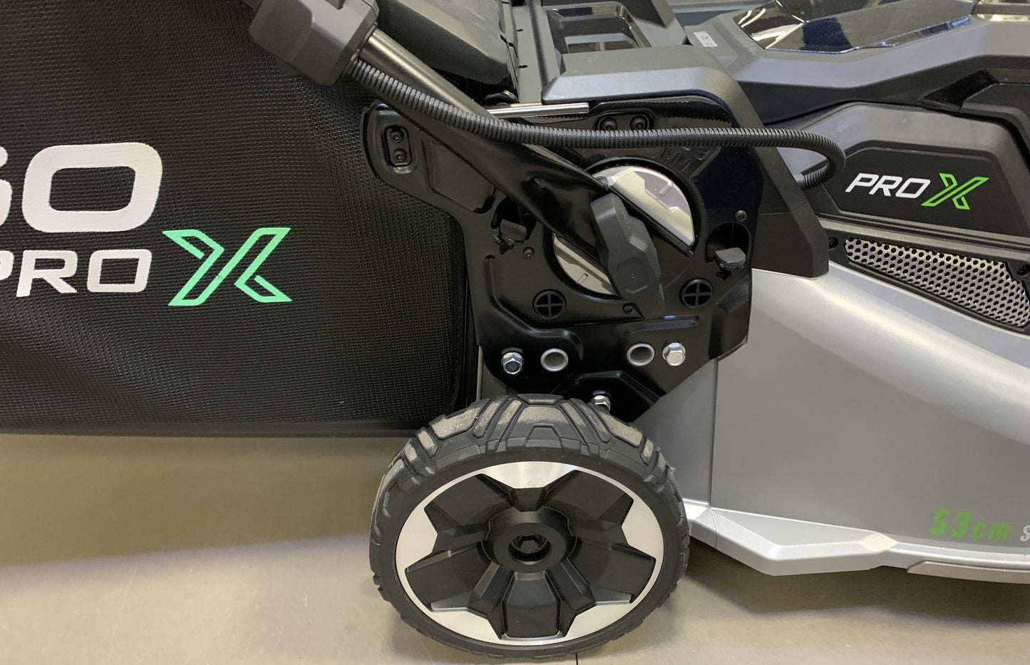 TAGLIAERBA PROFESSIONALE EGO LMX5300SP