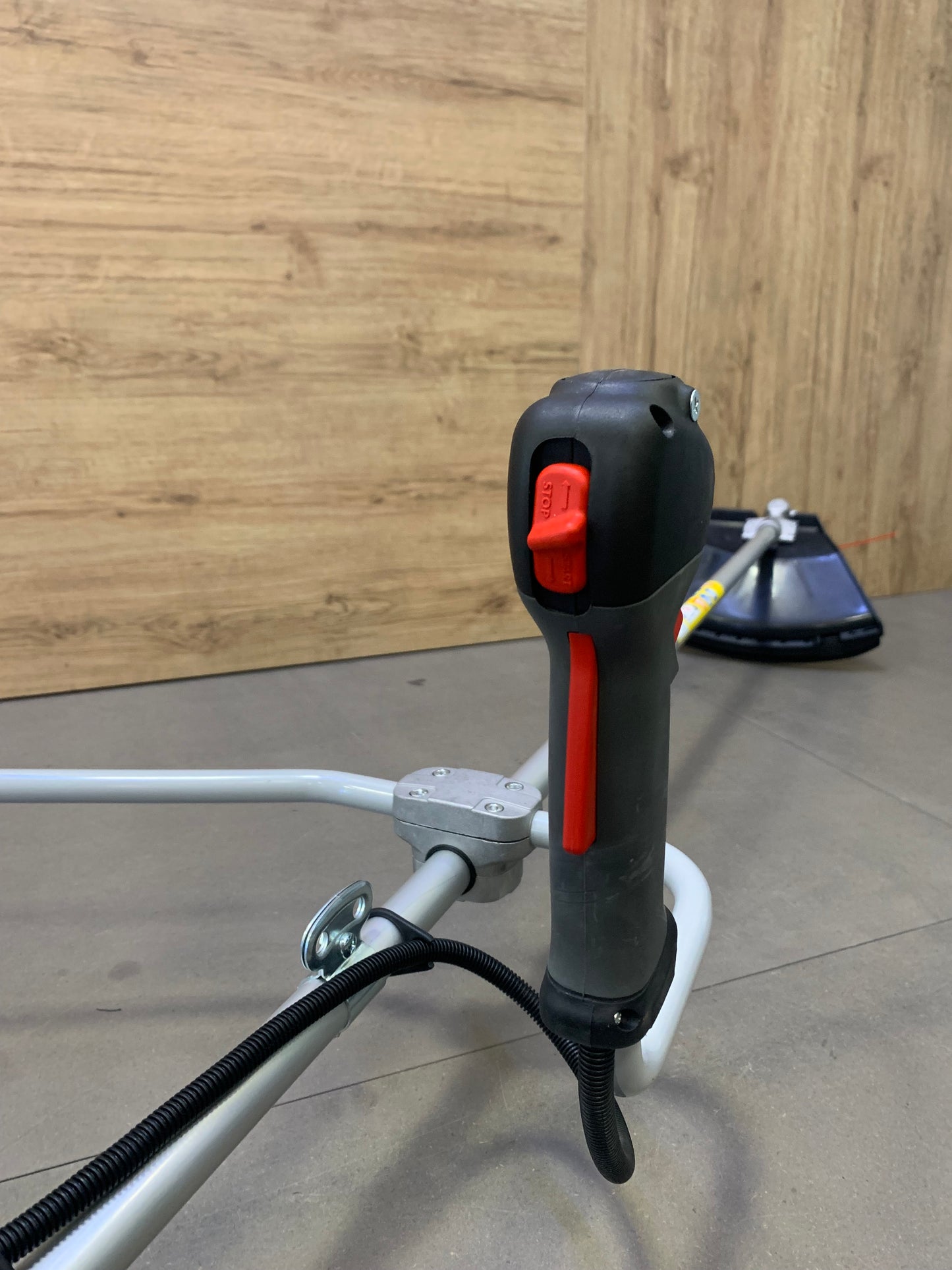 DECESPUGLIATORE KAWASAKI ATJ 53-W IMPUGNATURA DOPPIA